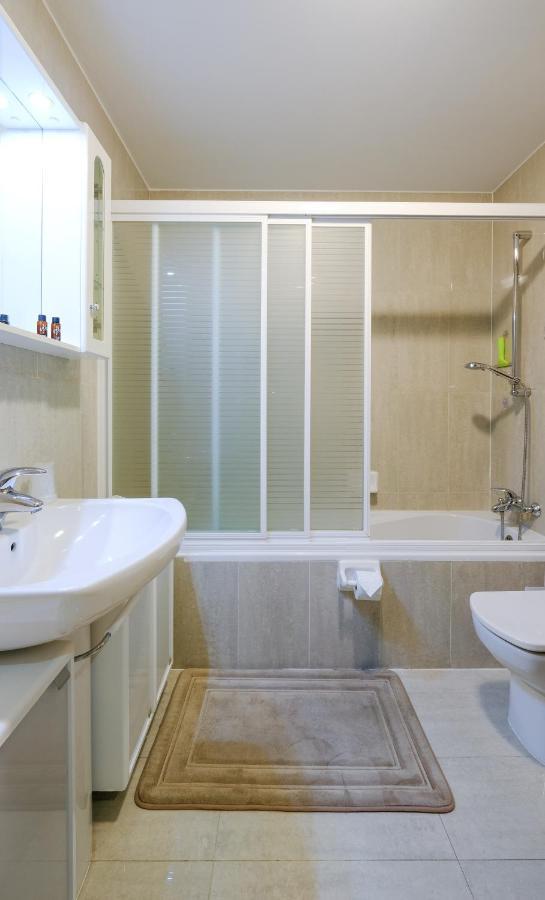 Ellierose Apartment Ponta Delgada  Bagian luar foto