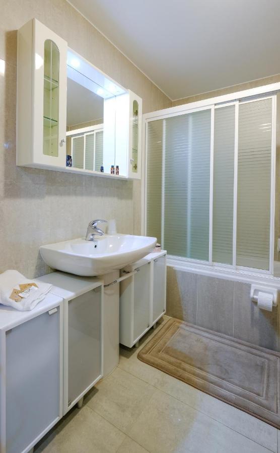 Ellierose Apartment Ponta Delgada  Bagian luar foto