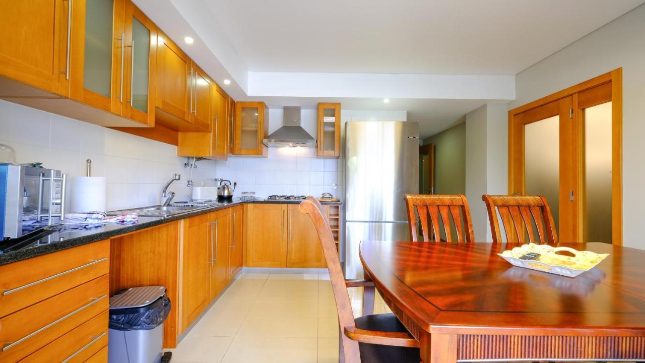Ellierose Apartment Ponta Delgada  Bagian luar foto